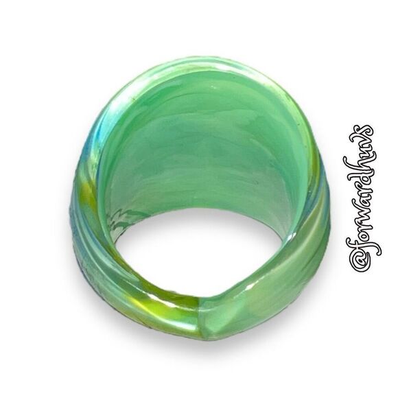 Hand-Blown Artisanal Glass Ring - Size 8.25 - Picture 8 of 11